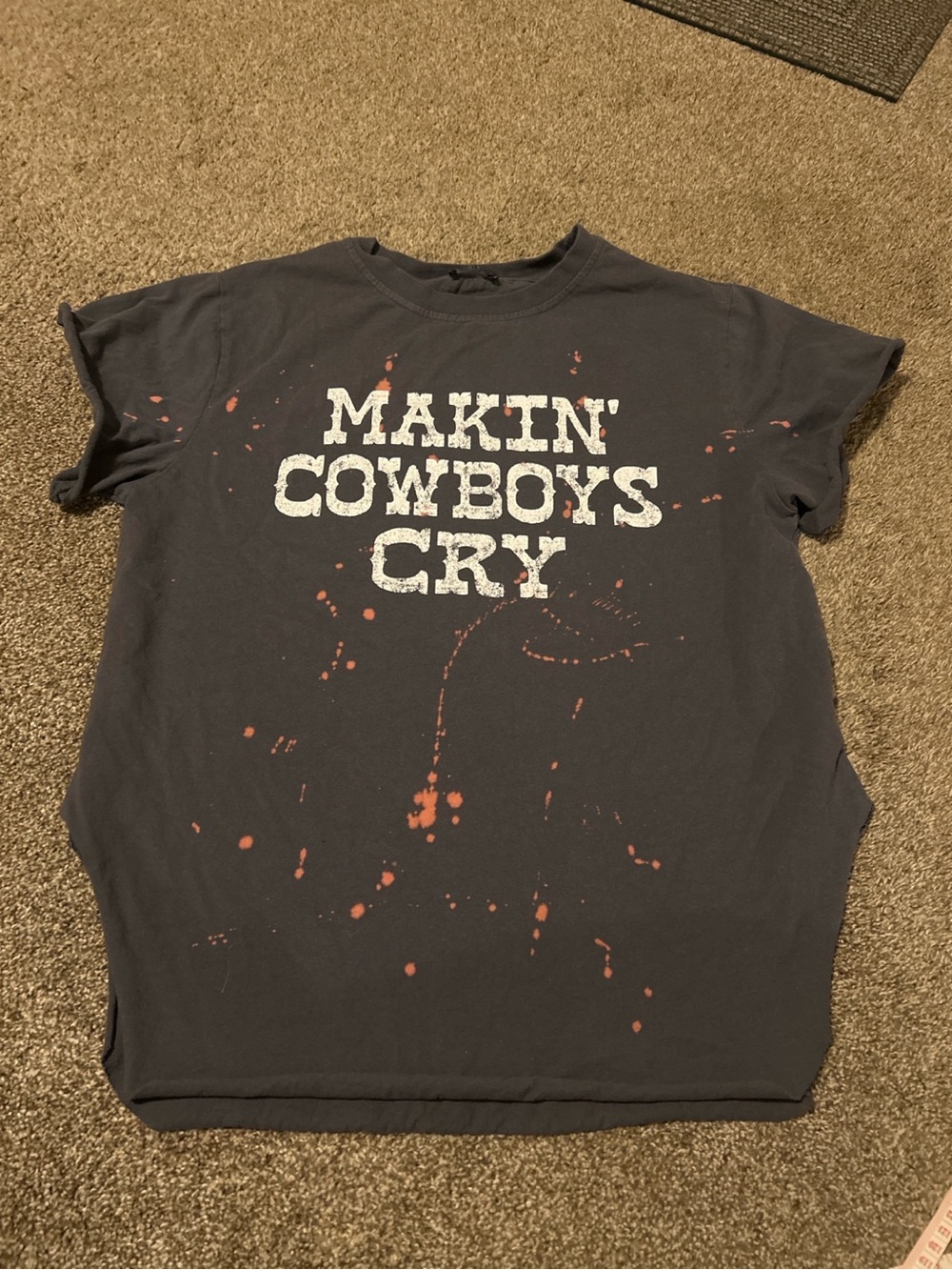Zutter Makin’ Cowboys Cry Graphic Tee Bleached Distressed  Size Large